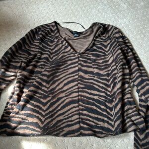 Sanctuary zebra stripe shirt